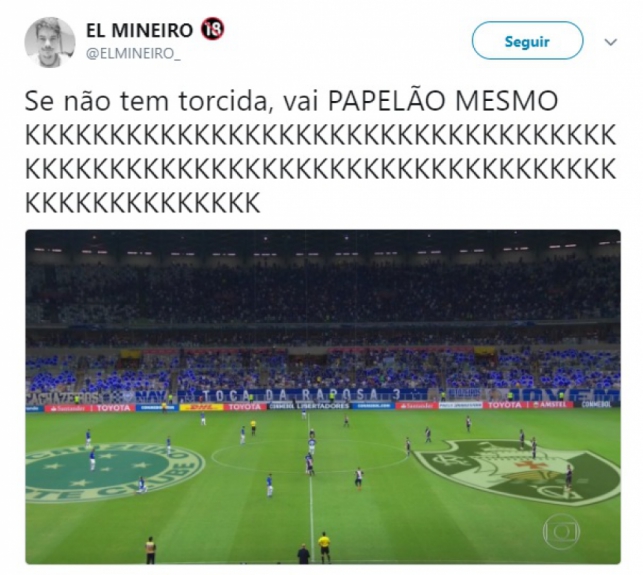 Cruzeiro é zoado por escudos de papelão no lugar de torcedores