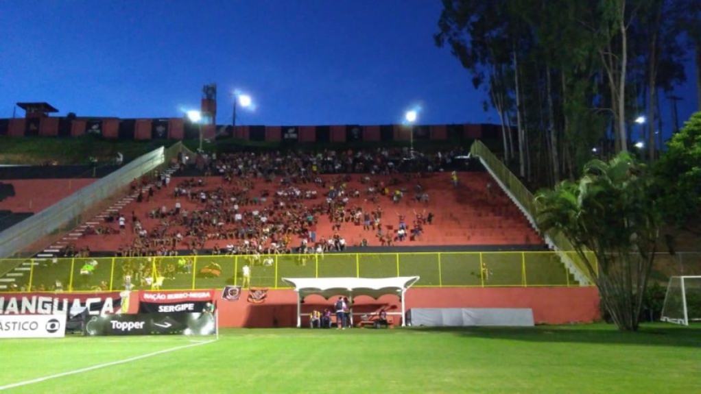 Vitória x Flamengo - Barradão