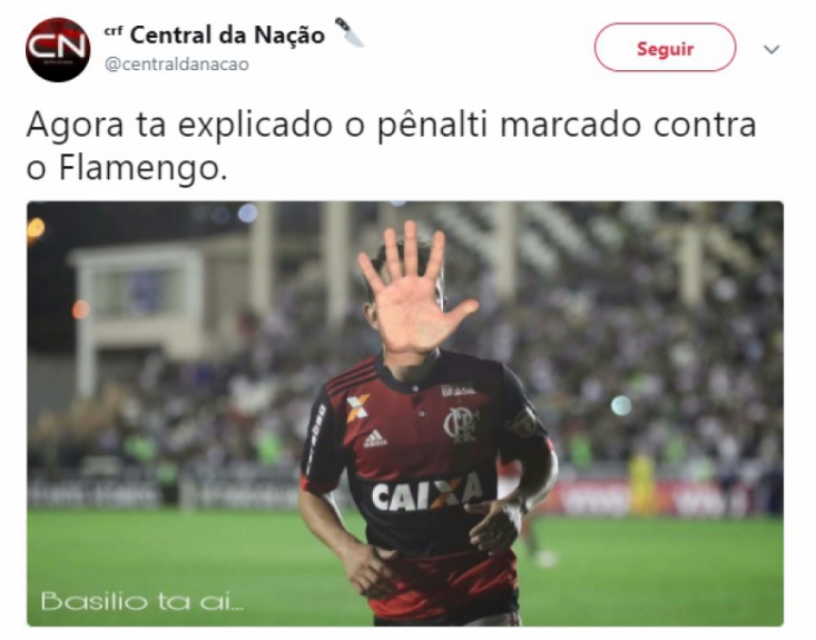 Internautas ironizam pênalti contra o Flamengo em partida contra o Vitória
