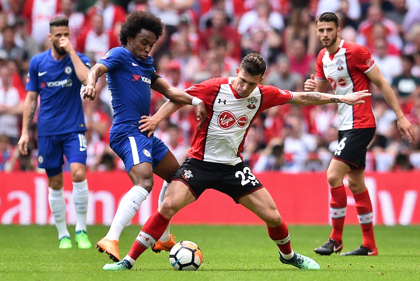 Willian (Chelsea) - Nas semifinais da Copa da Inglaterra, o Chelsea venceu o Southampton por 2 a 0. Willian, apesar de chutar três bolas a gol e ser um dos mais participativos, foi substituído por Bakayoko, aos 19 minutos do segundo tempo. Giroud, com um