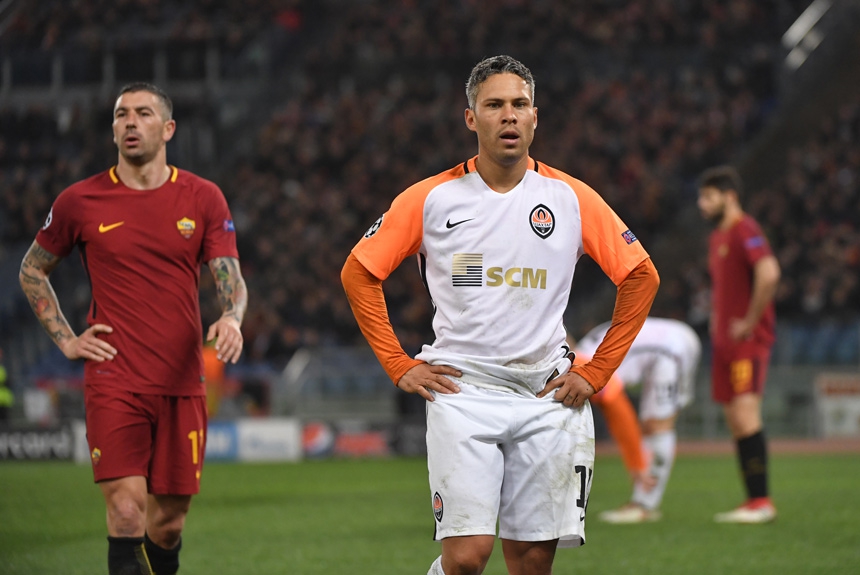 Marlos (Shakhtar Donetsk) - O brasileiro Marlos fez dois gols na vitória do Shakhtar Donetsk sobre o Vorskla Poltava por 4 a 2. O brasileiro foi um dos melhores em campo na partida.