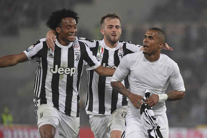 Douglas Costa (Juventus) - A Juventus não deu chances para o Milan na disputa da Coppa Itália, venceu por 4 a 0 e faturou o seu 13º título da competição. O brasileiro Douglas Costa não precisou jogar a partida completa para ser um dos melhores em campo.