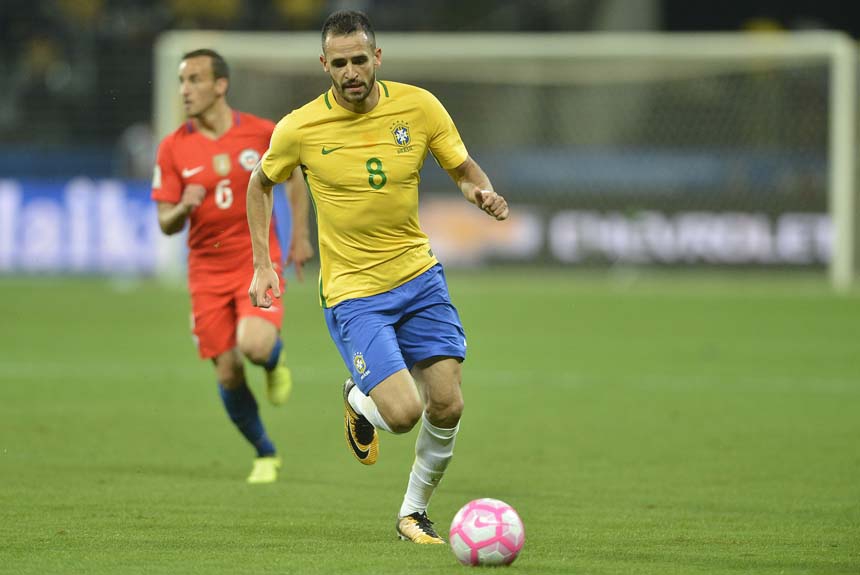 Renato Augusto - meia - Beijin Guoan (CHN)