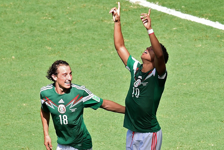 O zagueiro Rafael Márquez, o meia Andrés Guardado e o atacante Javier Hernández garantiram o triunfo de 3 a 1 do México sobre a Croácia. Jonathan Dos Santos fez o gol do México na derrota de 2 a 1 para a Holanda por 2 a 1 nas oitavas