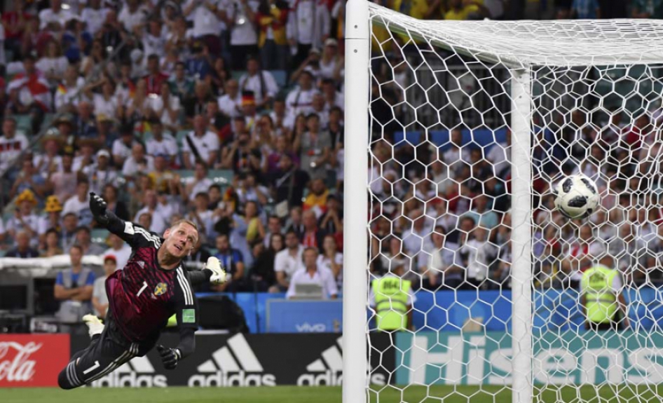 Mas ele não conseguiu impedir o gol de falta de Toni Kroos