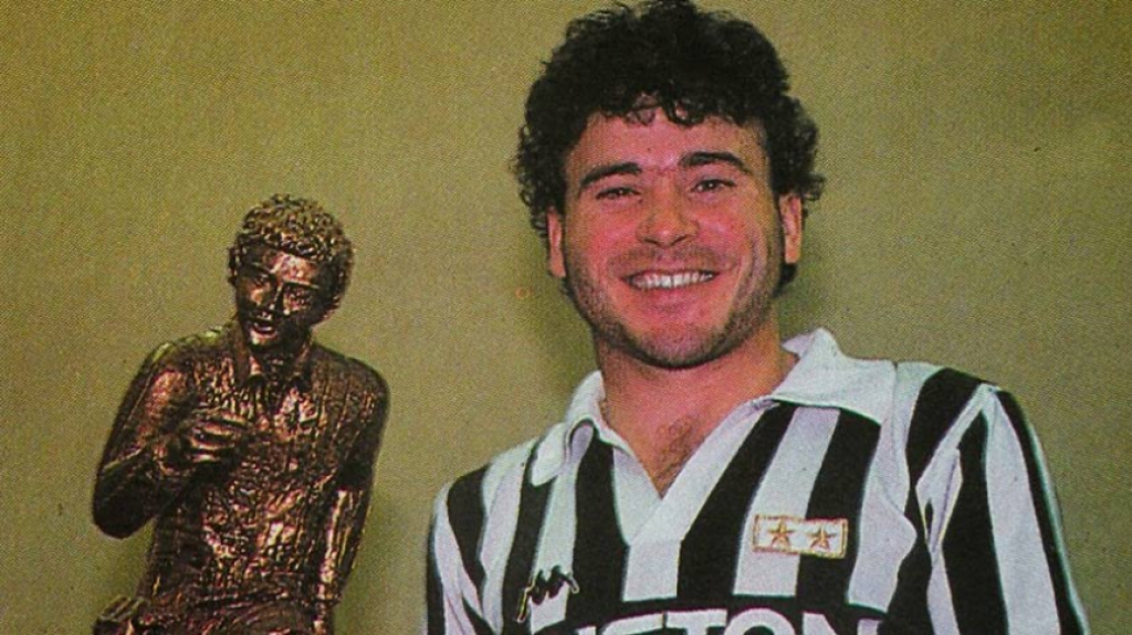 Rui Barros ; Posição: atacante Período na Juventus: 1988-1990
