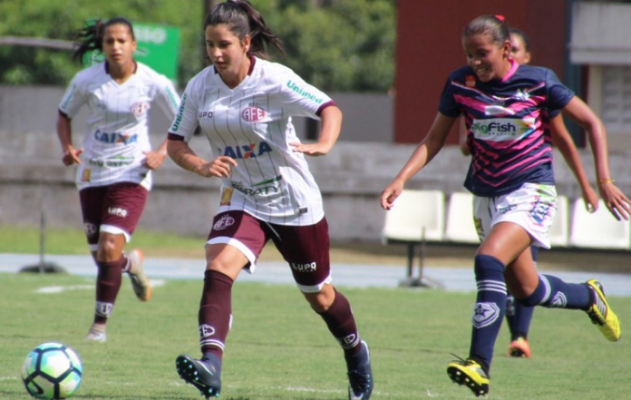 Luana - volante da Ferroviária e da Seleção Brasileira Sub-20
