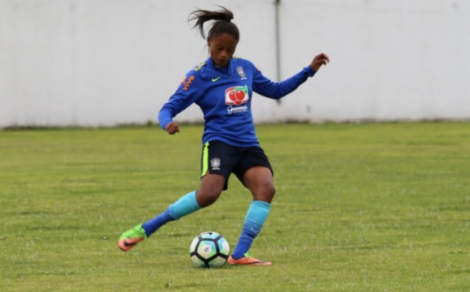 Ariadna - meia do Sport e da Seleção Brasileira Sub-20