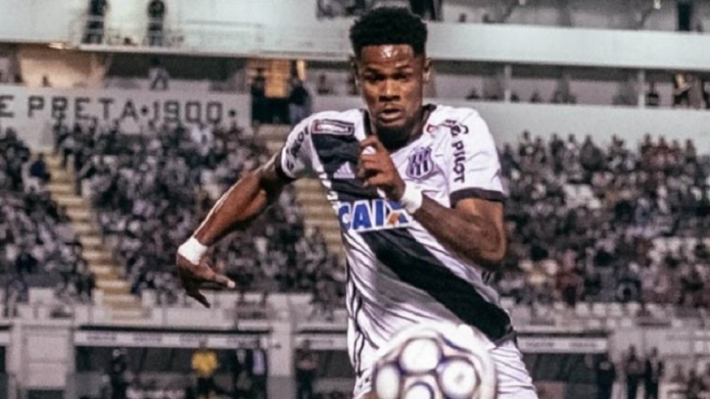 Júnior Santos - Ponte Preta