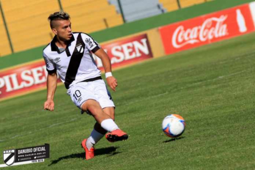 Oferecido pelo Danubio (URU), o jogadora Ignacio González foi descartado pelo fluminense por considerar que o clube já possui jogadores satisftórios para atuar pelos lados do campo.