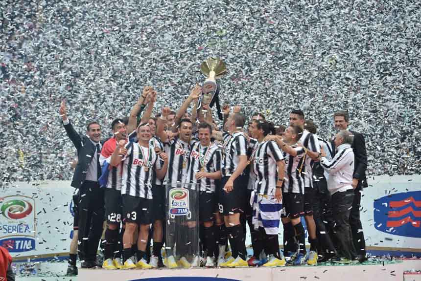 A Velha Senhora supera o escândalo do rebaixamento e volta a faturar o Campeonato Italiano na temporada 2011/2012