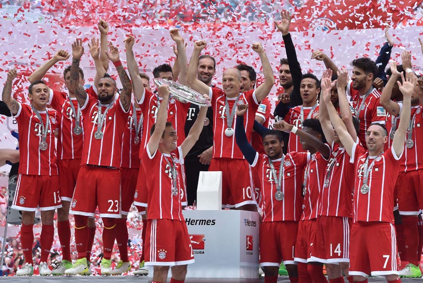 O pentacampeonato dos bávaros foi consagrado na temporada 2016/2017. O reinado do Bayern seguiu intacto
