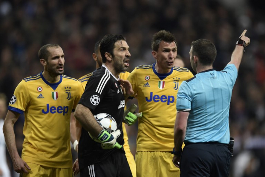Buffon (Juventus) x Real última Champions - marcação de penalti no finalzinho