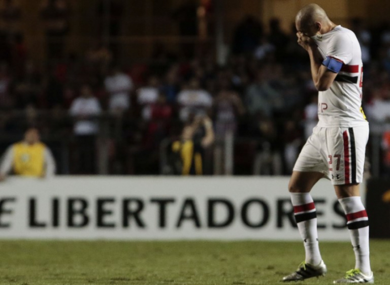 Maicon (São Paulo) na semi da Libertadores 2016 x Atl. Nacional