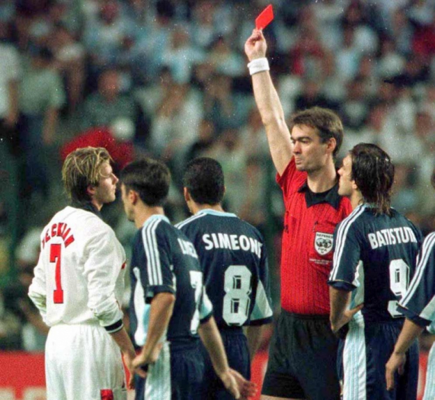 David Beckham (Inglaterra) x Argentina na Copa de 1998