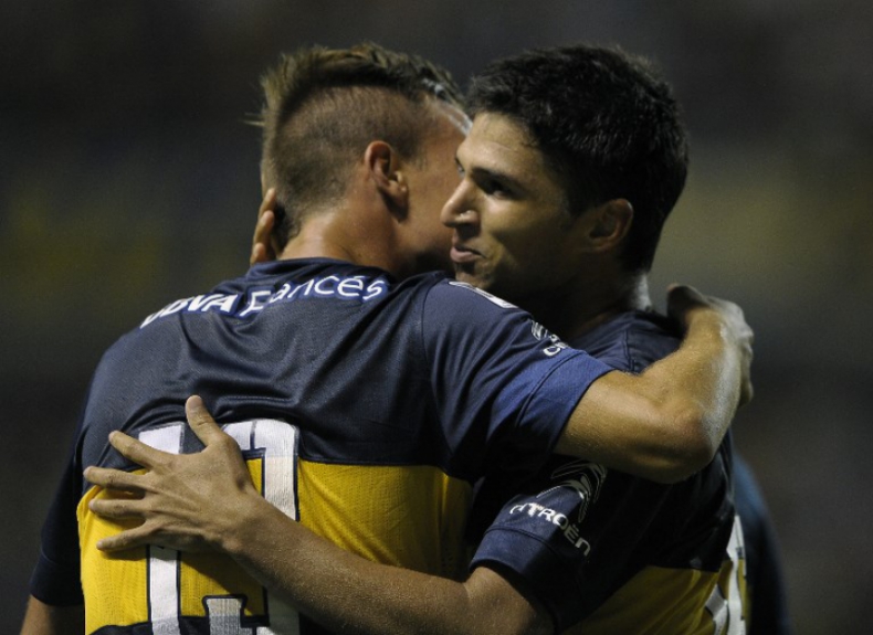 Leandro Marín (DIREITA)- lateral-direito argentino revelado pelo Boca Juniors - último clube: Lausanne-Sport (SUI)