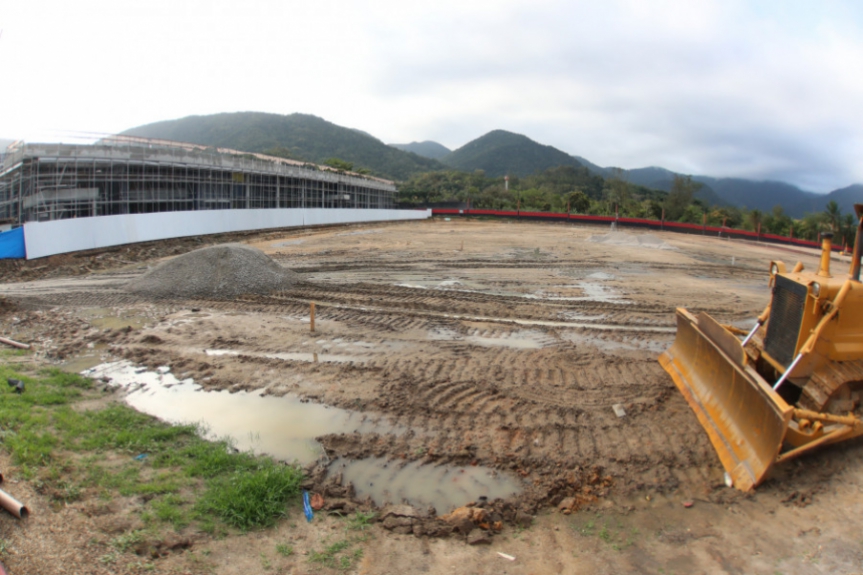 Andamento de obras no CT do Flamengo