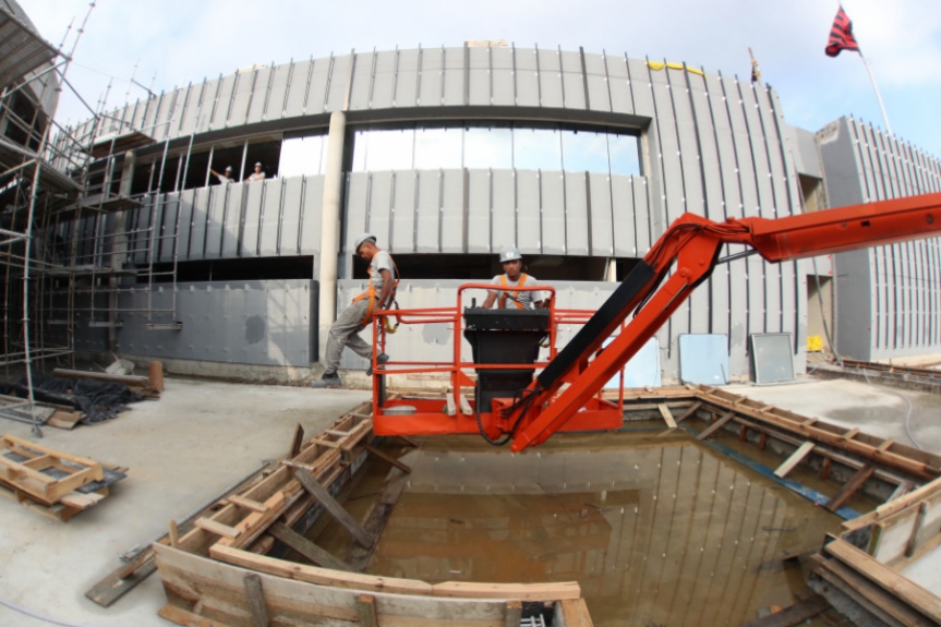 Andamento de obras no CT do Flamengo