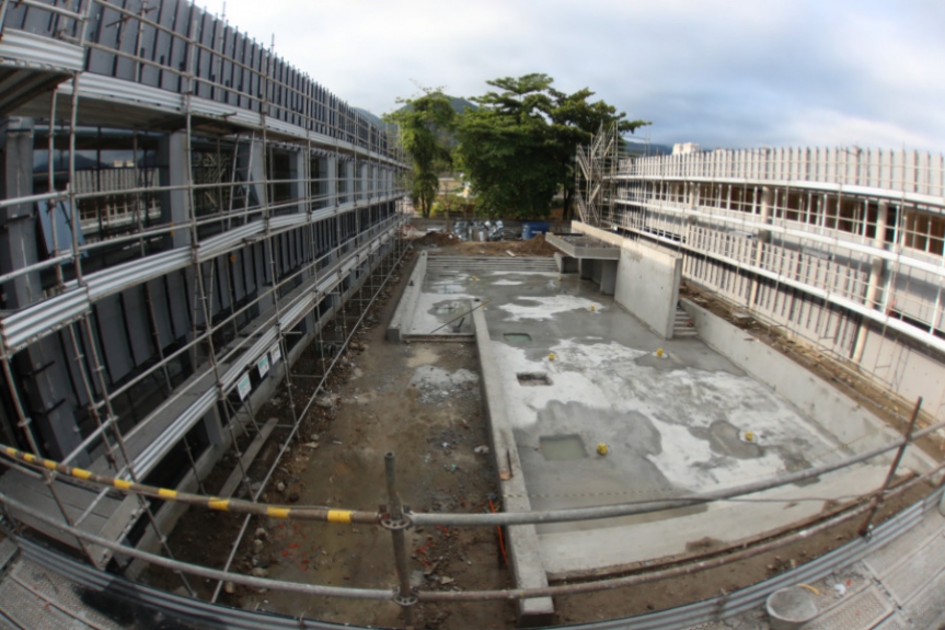 Andamento de obras no CT do Flamengo