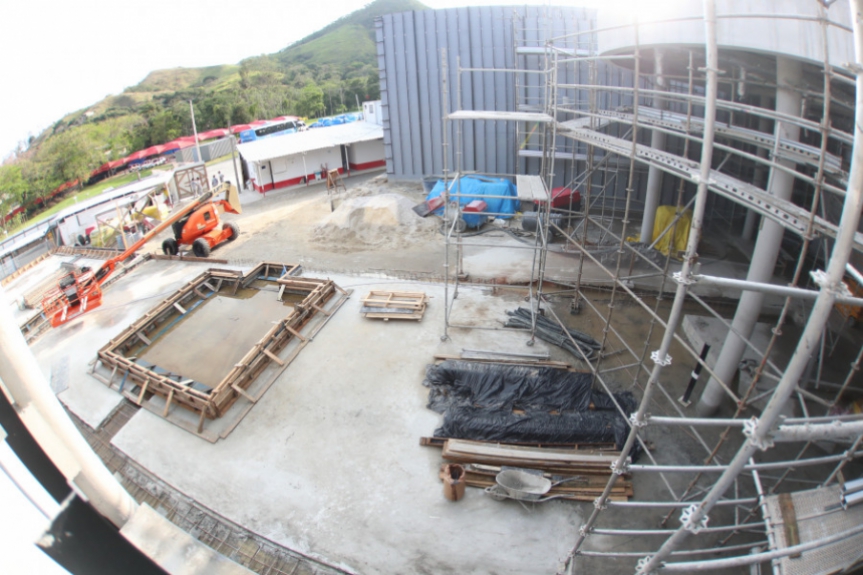 Andamento de obras no CT do Flamengo