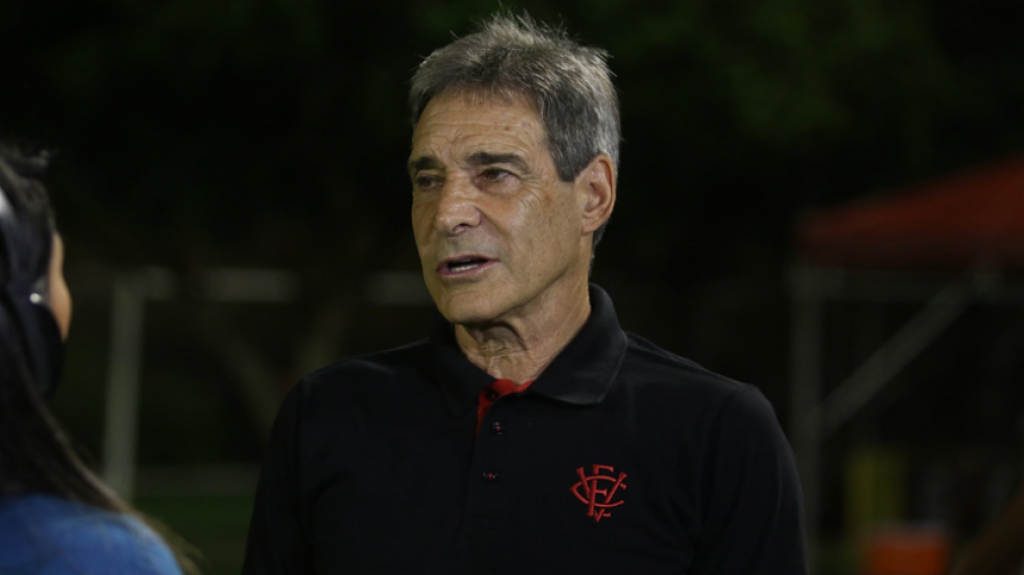 Vitoria x Santos Carpegiani