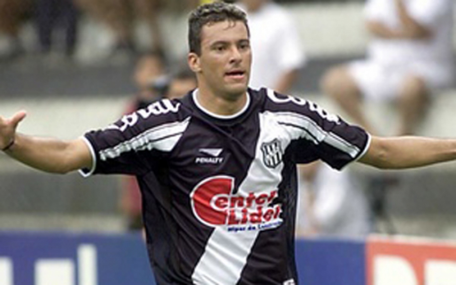 Washington (Ponte Preta) em 2001