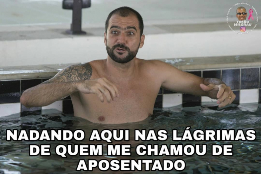 Torcedores do Corinthians brincam com gols decisivos de Danilo