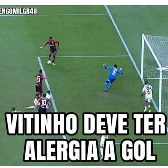 Memes brincam com gols perdidos pelo Flamengo nas partidas contra Palmeiras e São Paulo