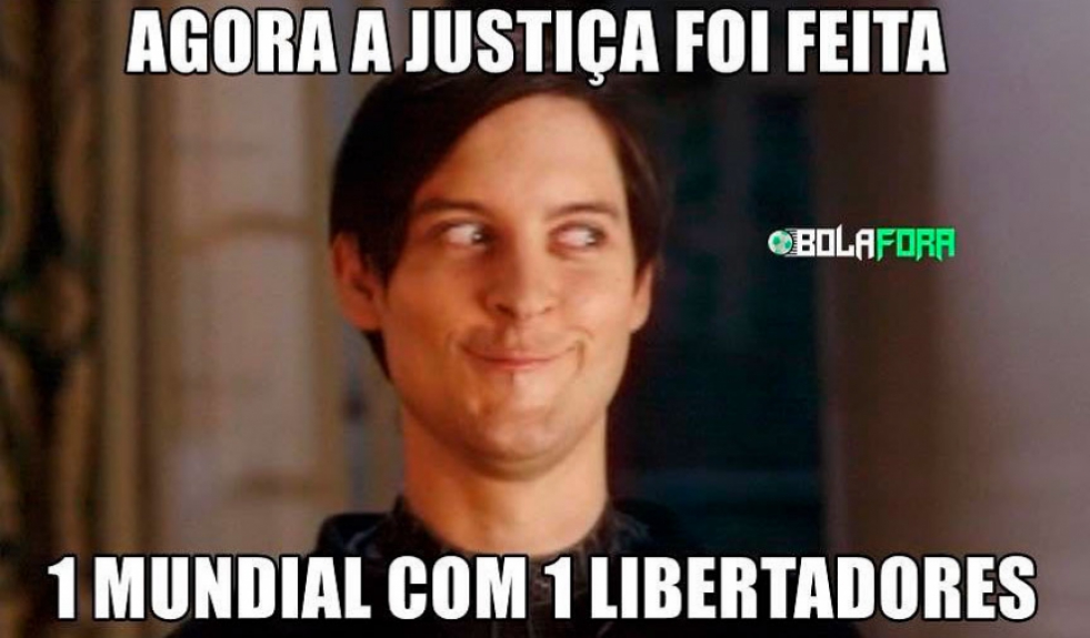 Penhora da taça do Mundial de 2012 do Cointhians rende memes