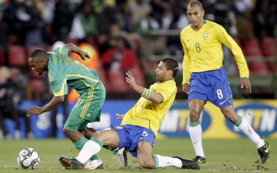 Copa das Confederações de 2009 África do Sul 0 x 1 Brasil - 25 de junho Daniel Alves marcou o gol da Seleção
