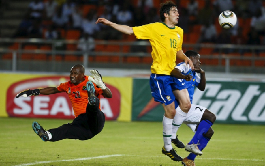 Amistoso Internacional (Tanzânia) Tanzânia 1 x 5 Brasil - 7 de junho de 2010 Robinho (2), Ramires (2) e Kaká marcaram os gols da Seleção