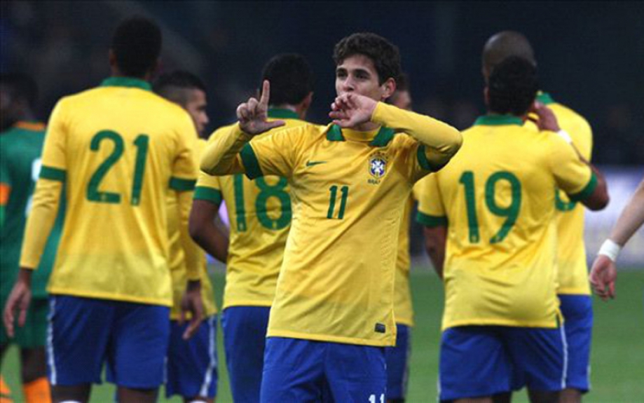 Amistoso Internacional (China) Brasil 2 x 0 Zâmbia - 15 de outubro de 2013 Oscar e Dedé marcaram os gols da Seleção