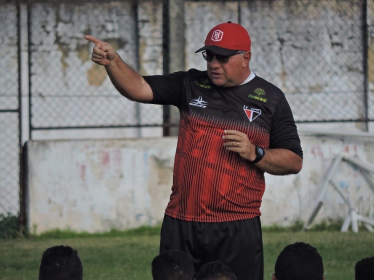 Marcelo Vilar, técnico do Ferroviário