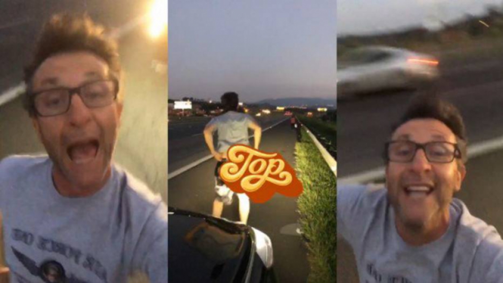 Neto comemorou o título paulista do Corinthians no acostamento de uma estrada. O comentarista se empolgou e abaixou 'as calças' em vídeo postado no seu Instagram