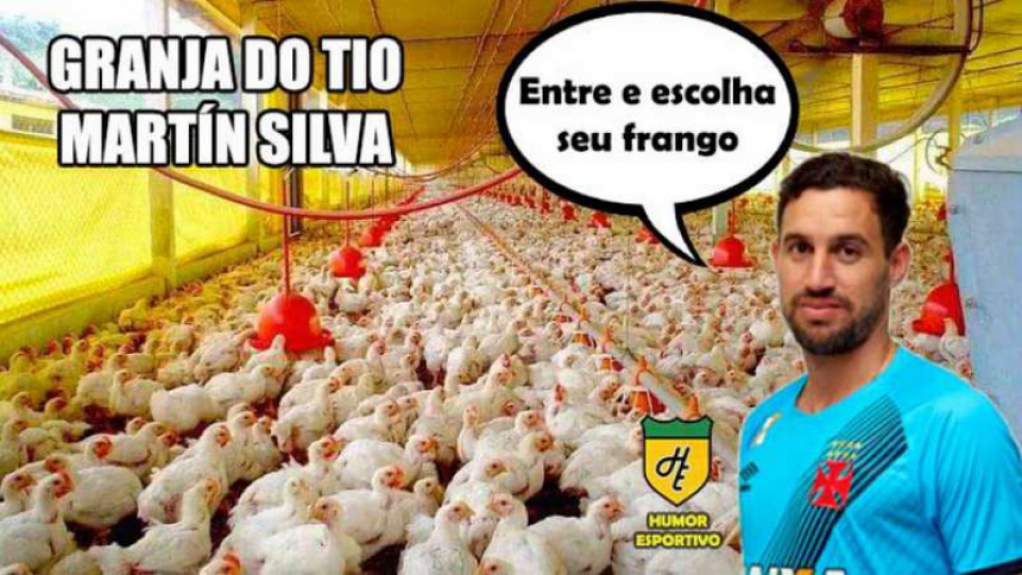 Ídolo e agora ex-goleiro do Vasco, Martín Silva não teve um bom ano. Falhou em diversas partidas e acabou virando piada