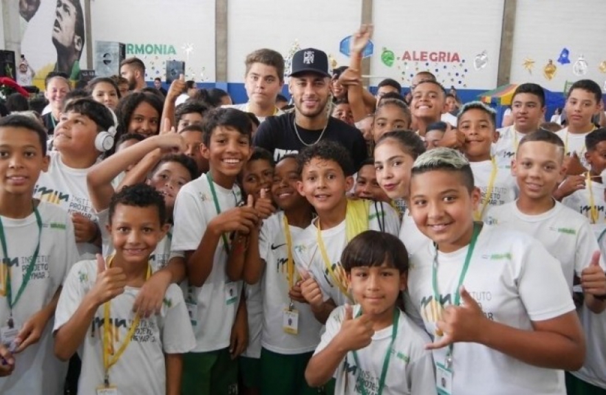 Neymar em seu insituto