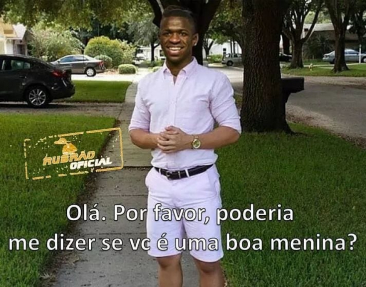 Internautas usam 'playboy riquinho' em montagens envolvendo futebol