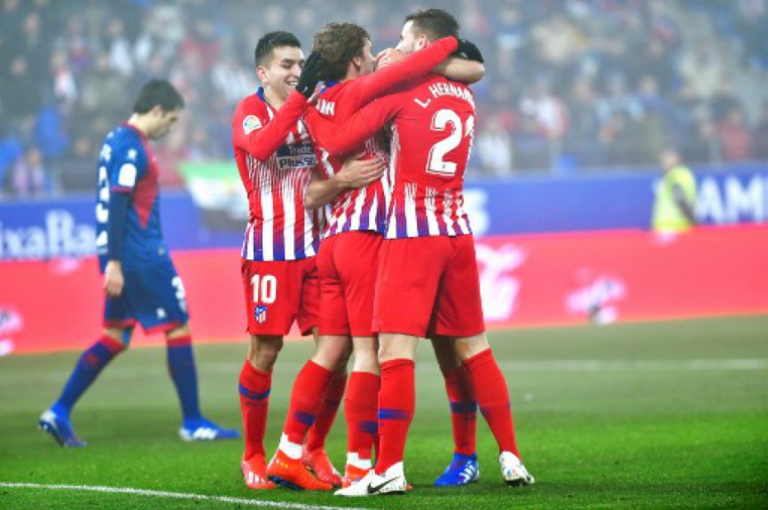 Correa, Griezmann e Arías - Huesca x Atlético de Madrid