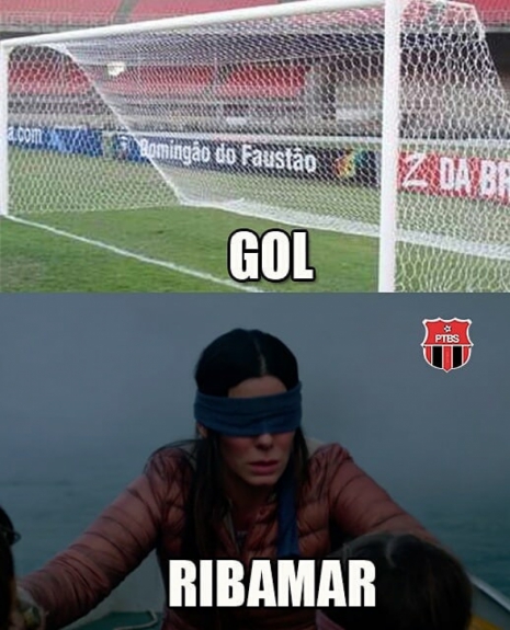 Memes ironizam gol perdido por Ribamar no clássico entre Vasco e Fluminense