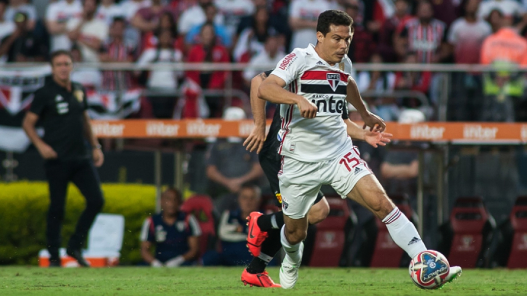 São Paulo x Corinthians Hernanes