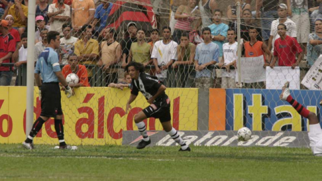 Atlético-MG 6 x 1 Flamengo - 2004