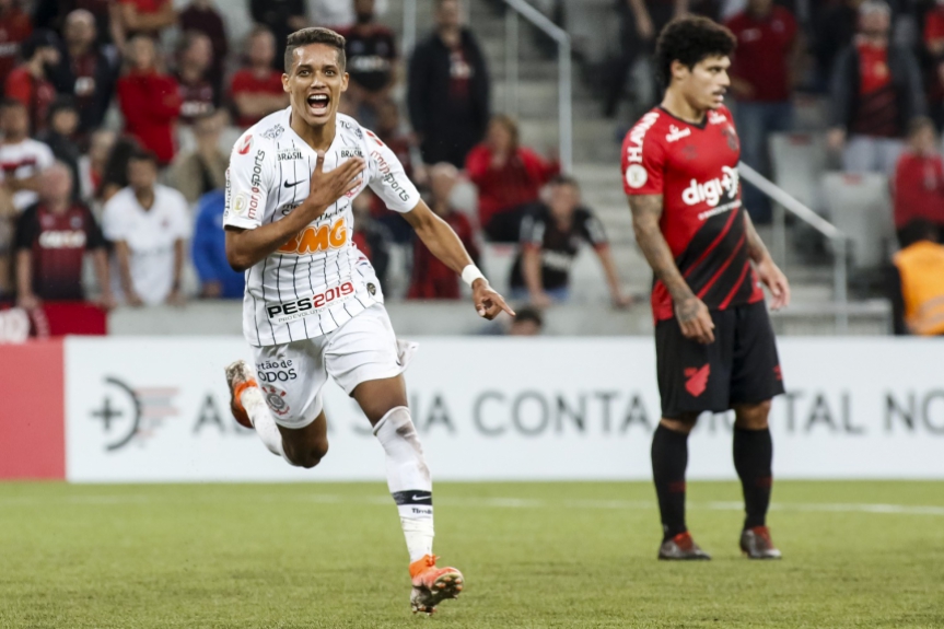 Athletico-PR x Corinthians - Pedrinho