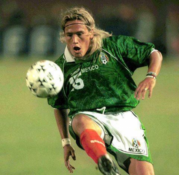Luis Hernández - México