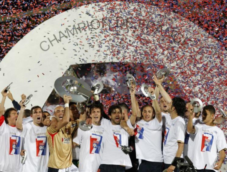Lyon - Campeão Francês - 2007/2008
