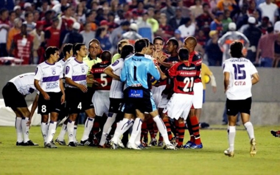 Flamengo x Defensor - 2007