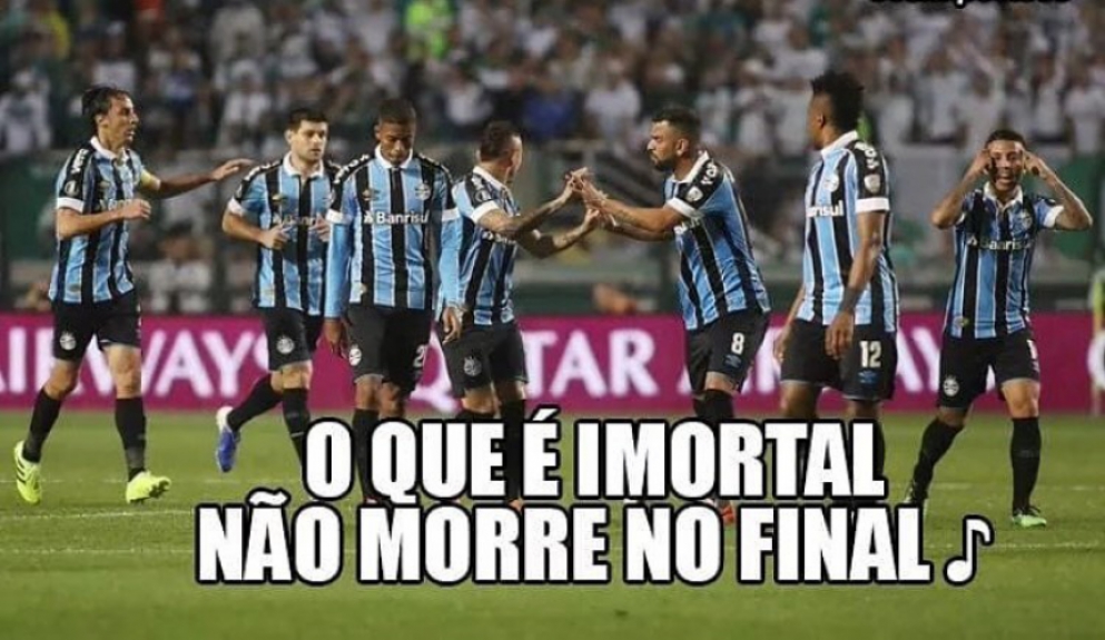 Show de Sandy & Júnior gera piadas após eliminação do Palmeiras