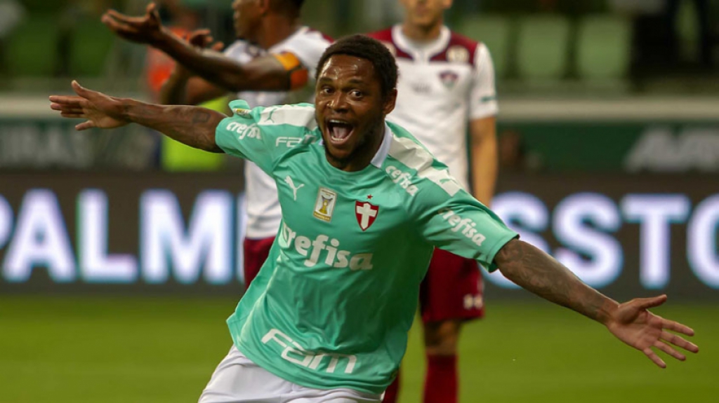 Palmeiras x Fluminense - Luiz Adriano comemorando