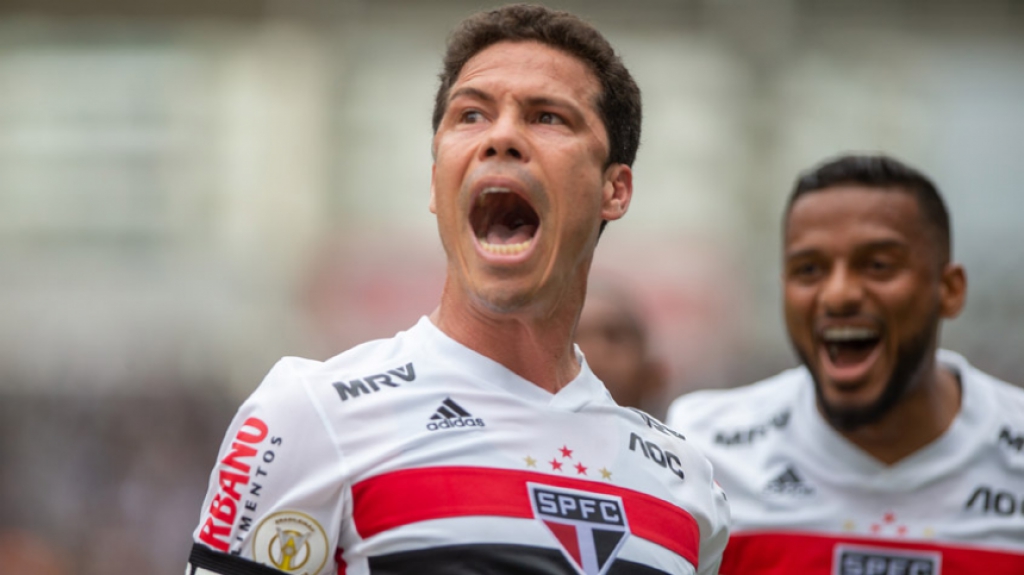 Botafogo x São Paulo - Hernanes comemora seu gol