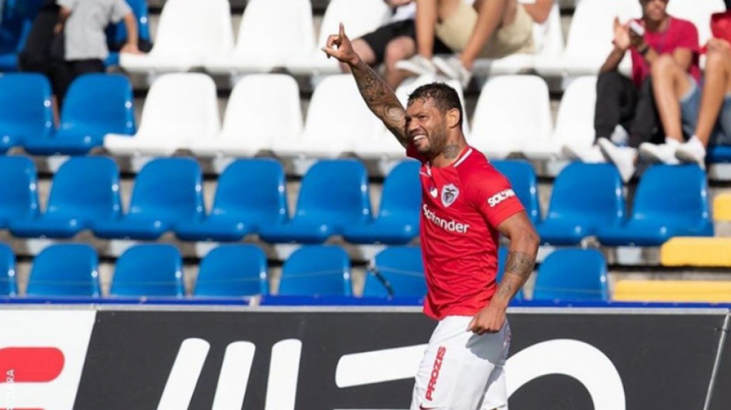Carlos Júnior - CD Santa Clara