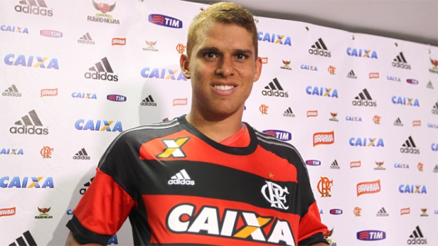 Cuéllar está fora do clássico, e Guerrero depende de análise física